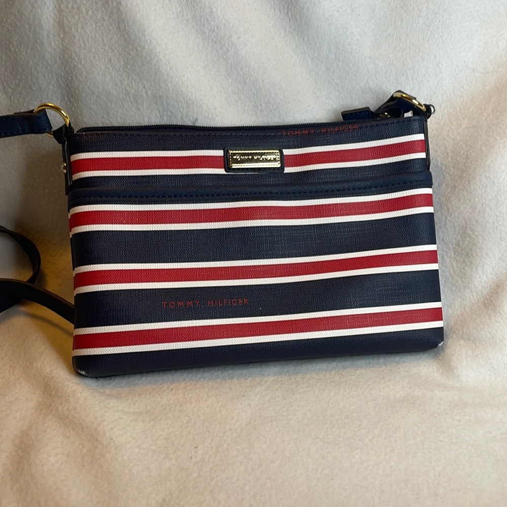 Tommy Hilfiger purse